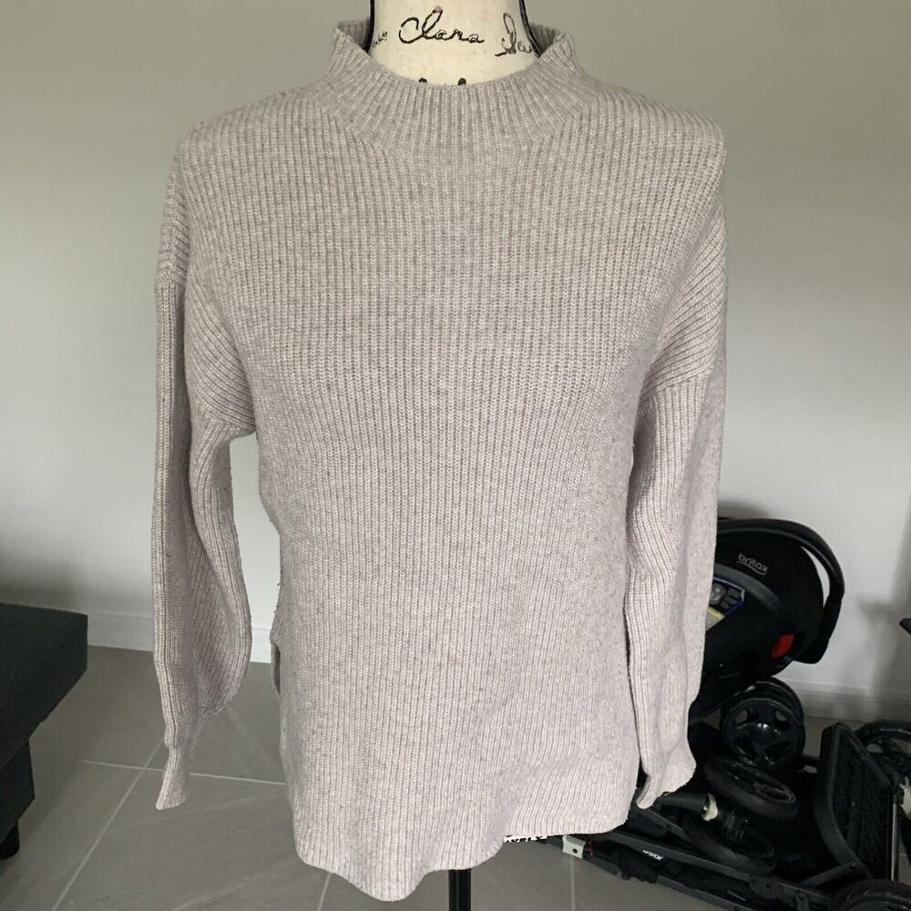 Gap Off White/Cream Knit Turtleneck Sweater Size S